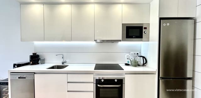 2 slaapkamer Appartement te koop in Villamartin, Orihuela - € 229.500 (Ref: 9770887)