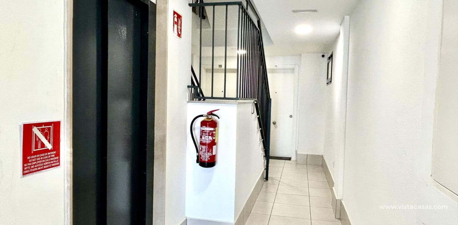 2 slaapkamer Appartement te koop in Villamartin - € 229.500 (Ref: 9770887)