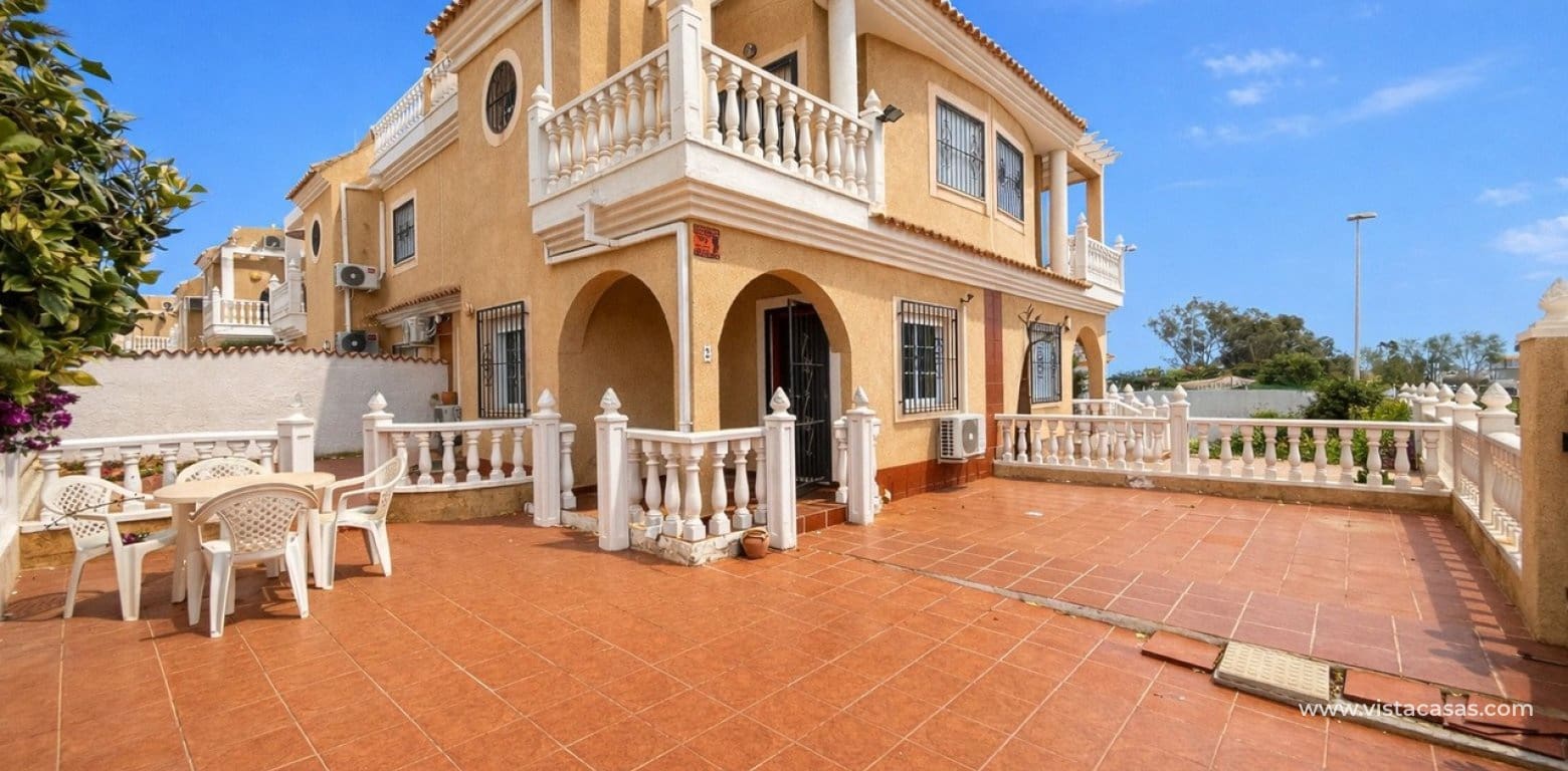 Casa de 3 habitaciones en Cabo Roig en venta - 220.000 € (Ref: 9770889)