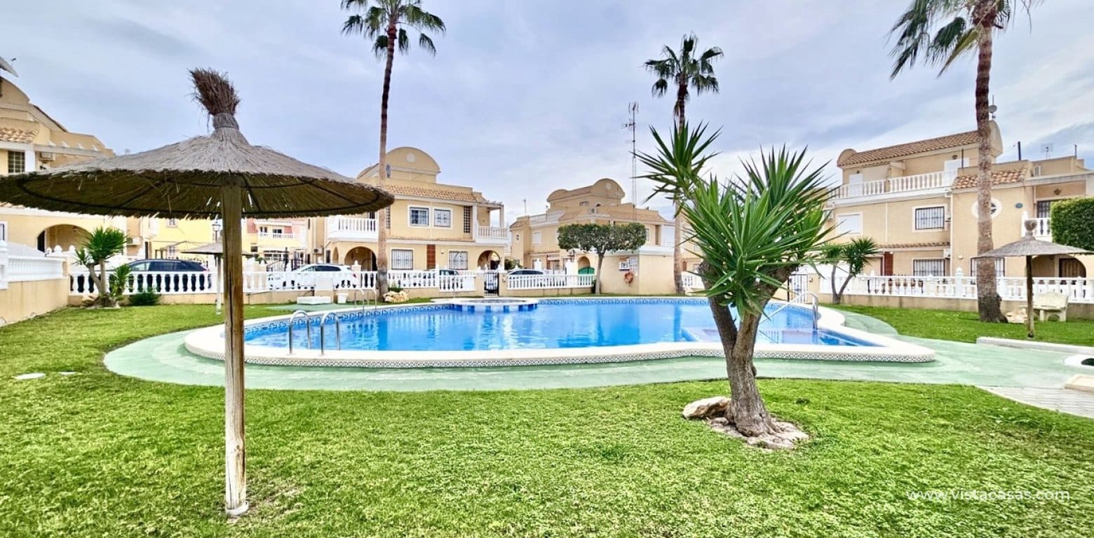 Casa de 3 habitaciones en Cabo Roig en venta - 220.000 € (Ref: 9770889)