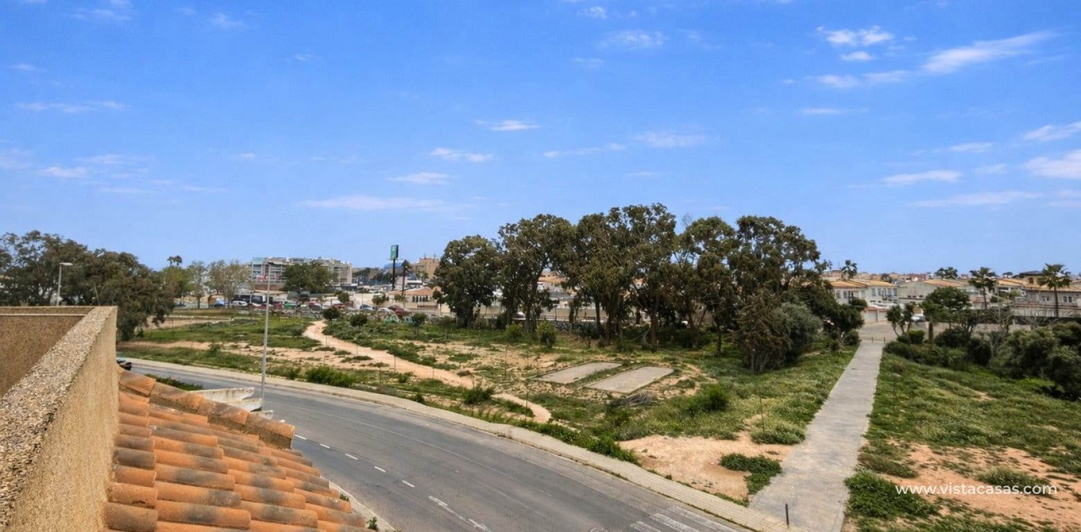 Casa de 3 habitaciones en Cabo Roig en venta - 220.000 € (Ref: 9770889)