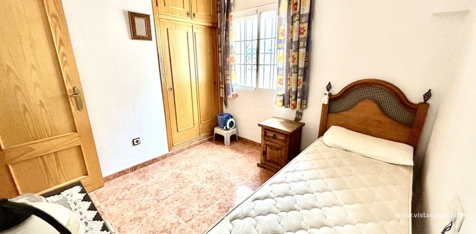 Casa de 3 habitaciones en Cabo Roig en venta - 220.000 € (Ref: 9770889)