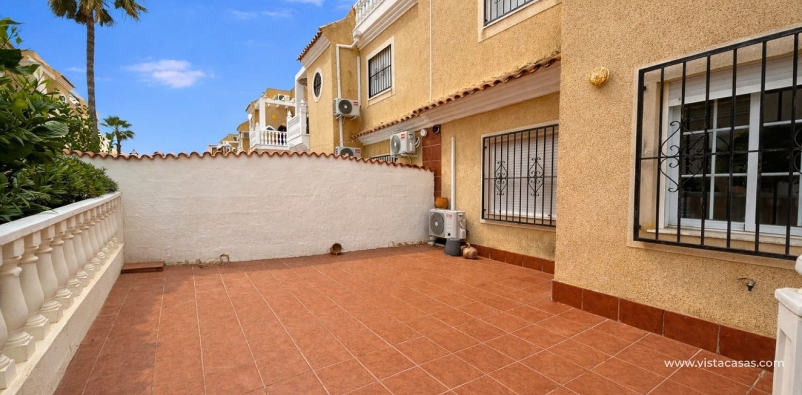 Casa de 3 habitaciones en Cabo Roig en venta - 220.000 € (Ref: 9770889)