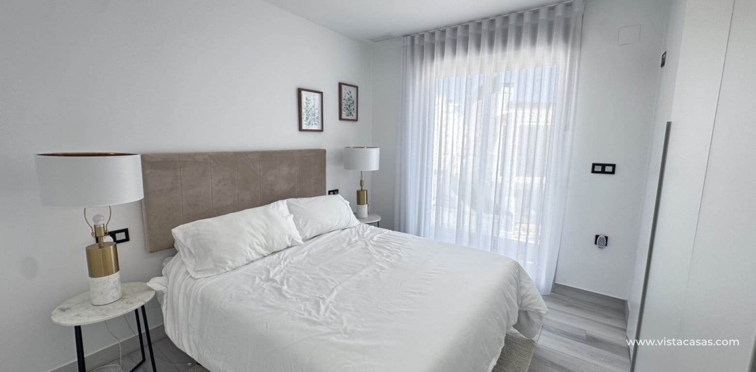 4 slaapkamer Villa te koop in Cabo Roig - € 649.000 (Ref: 9773426)