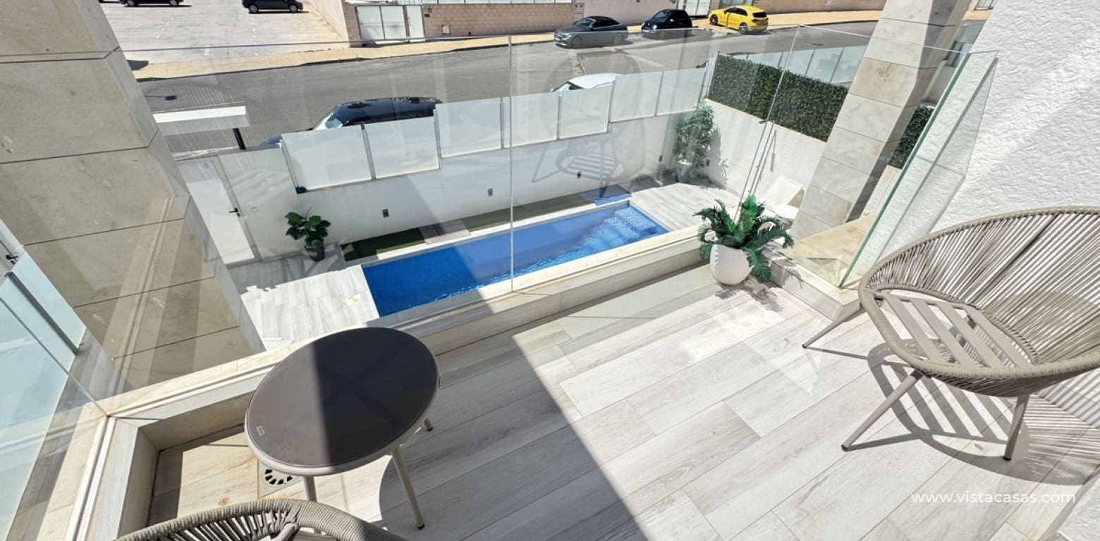 4 slaapkamer Villa te koop in Cabo Roig - € 649.000 (Ref: 9773426)