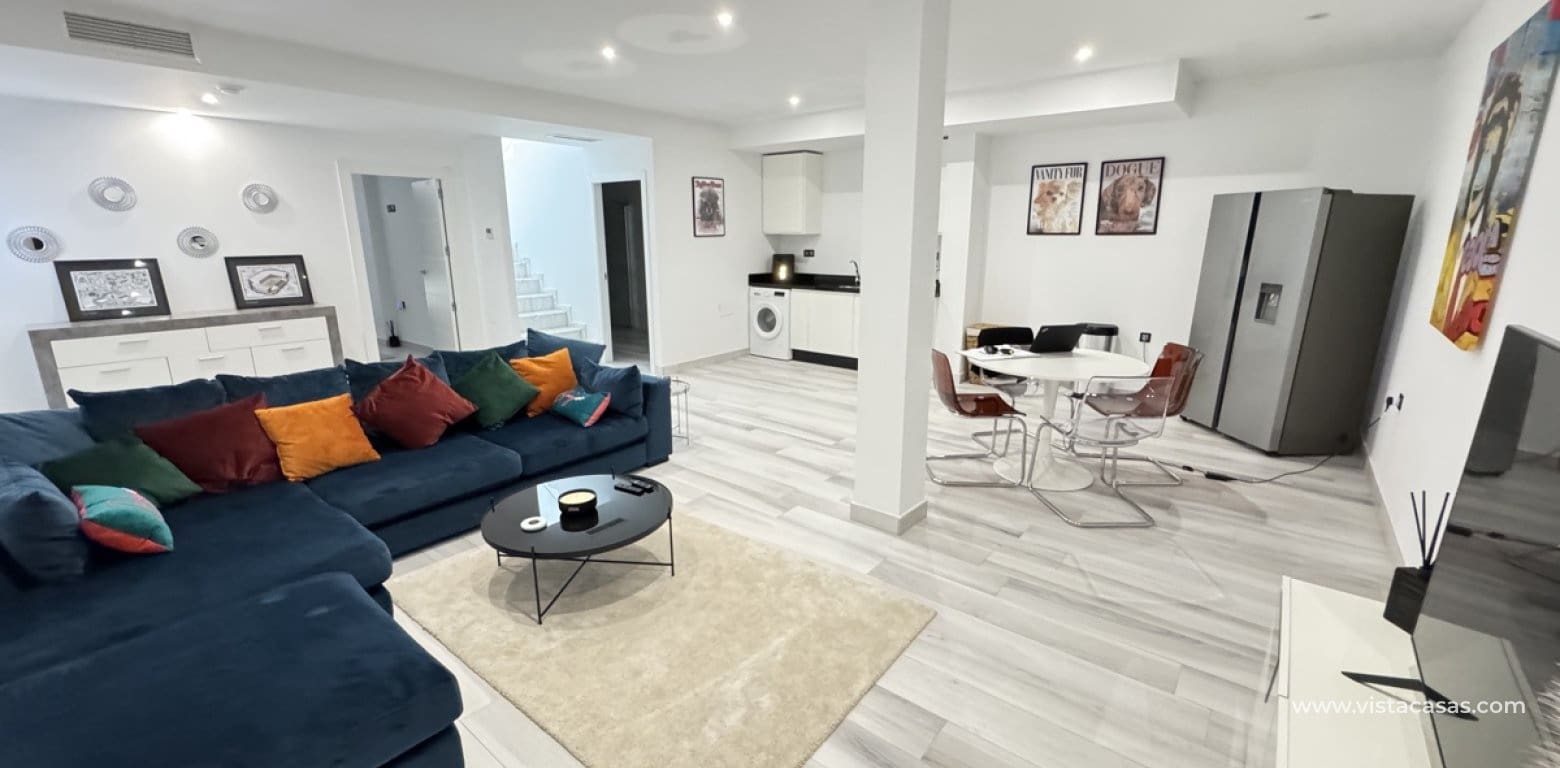 4 slaapkamer Villa te koop in Cabo Roig - € 649.000 (Ref: 9773426)