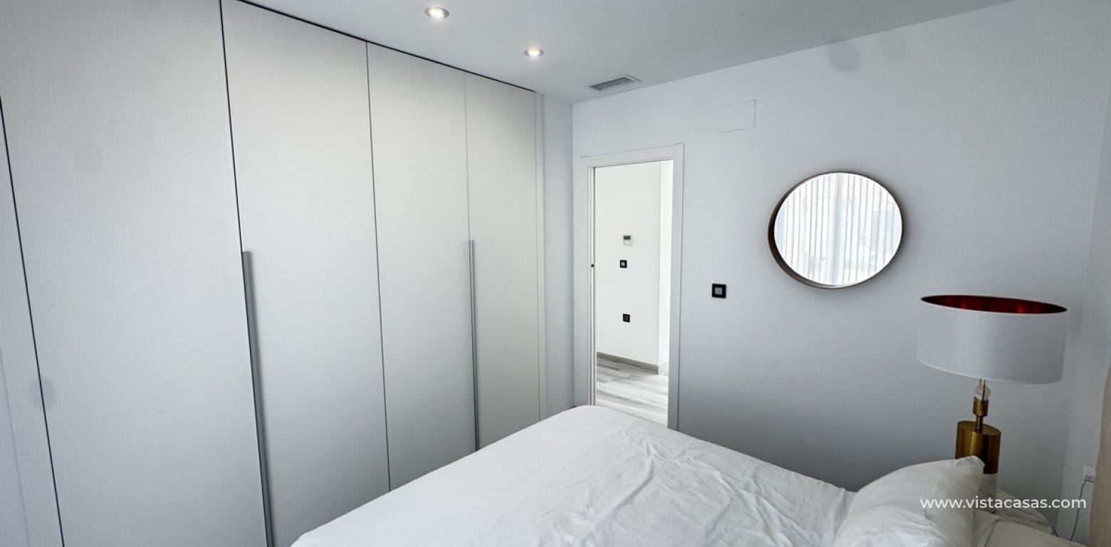 4 slaapkamer Villa te koop in Cabo Roig - € 649.000 (Ref: 9773426)