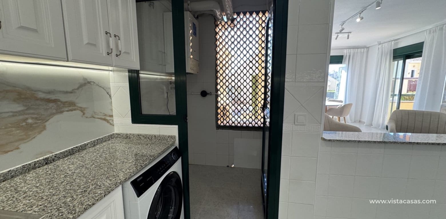 2 makuuhuone Huoneisto myytävänä paikassa Villamartin - 249 000 € (Ref: 9773428)