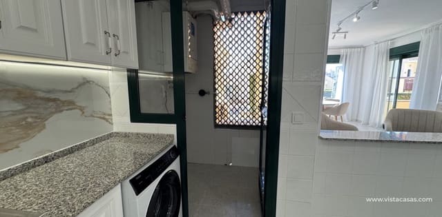 2 makuuhuone Huoneisto myytävänä paikassa Villamartin, Orihuela - 249 000 € (Ref: 9773428)