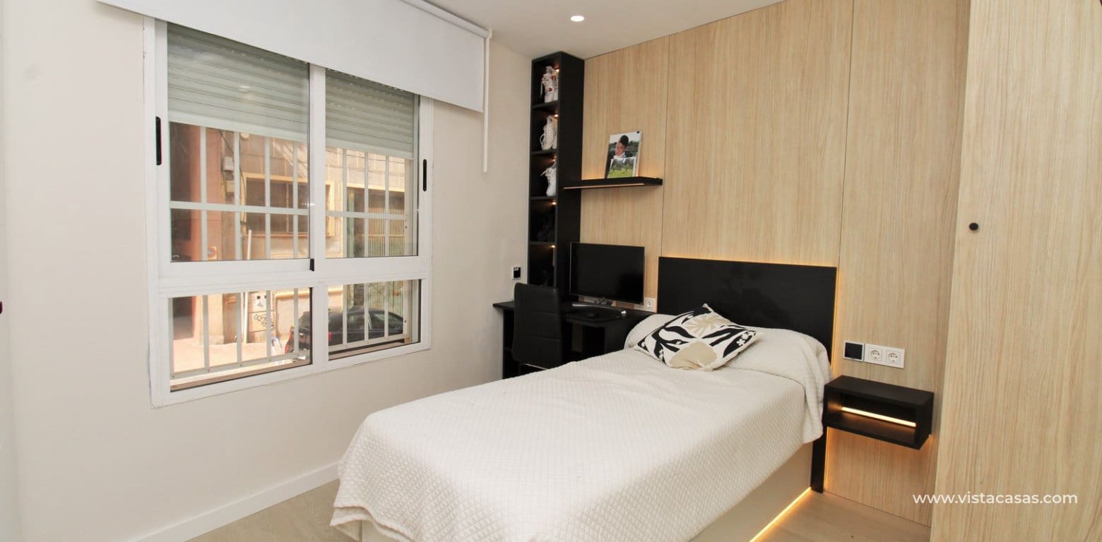 3 camera da letto Appartamento in vendita in Torrevieja - 240.000 € (Rif: 9777109)