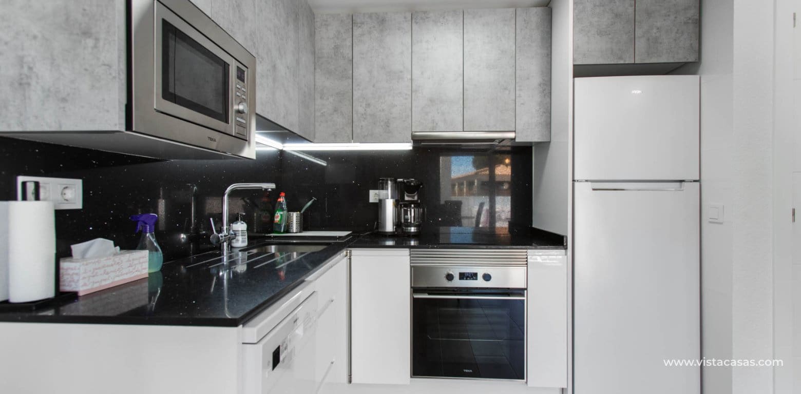 2 bedroom Apartment for sale in Los Balcones - € 163,000 (Ref: 9780787)