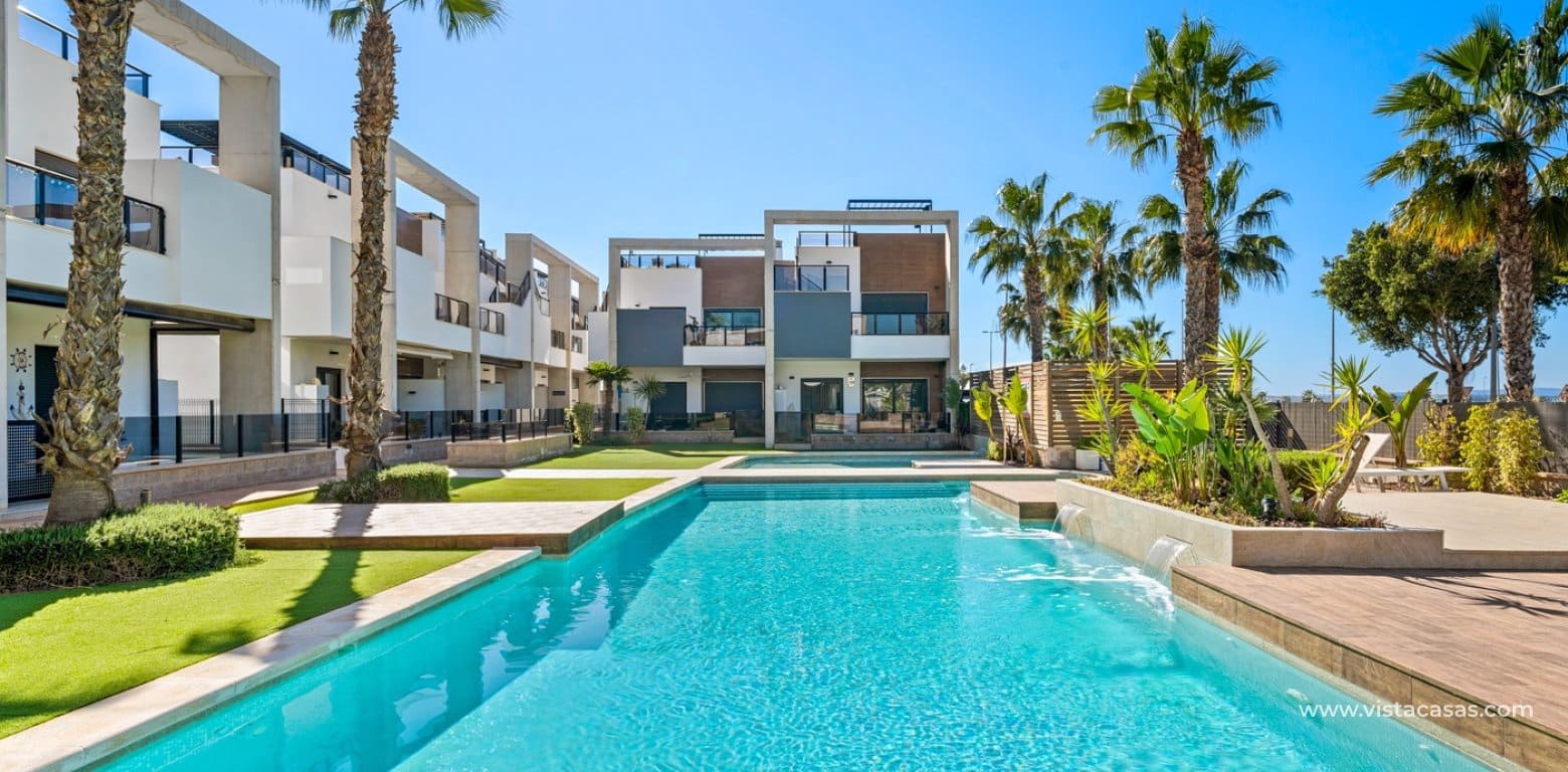 2 bedroom Apartment for sale in El Raso - € 265,000 (Ref: 9780789)