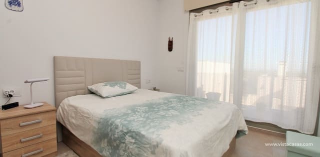 3 slaapkamer Villa te koop in Villamartin, Orihuela met zwembad - € 469.000 (Ref: 9782853)