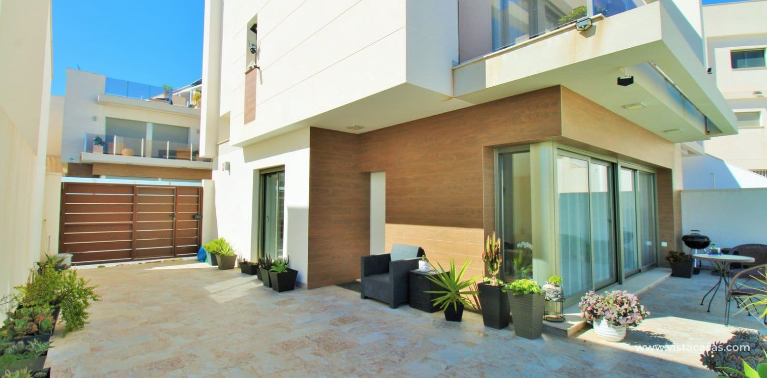 3 slaapkamer Villa te koop in Villamartin met zwembad - € 469.000 (Ref: 9782853)