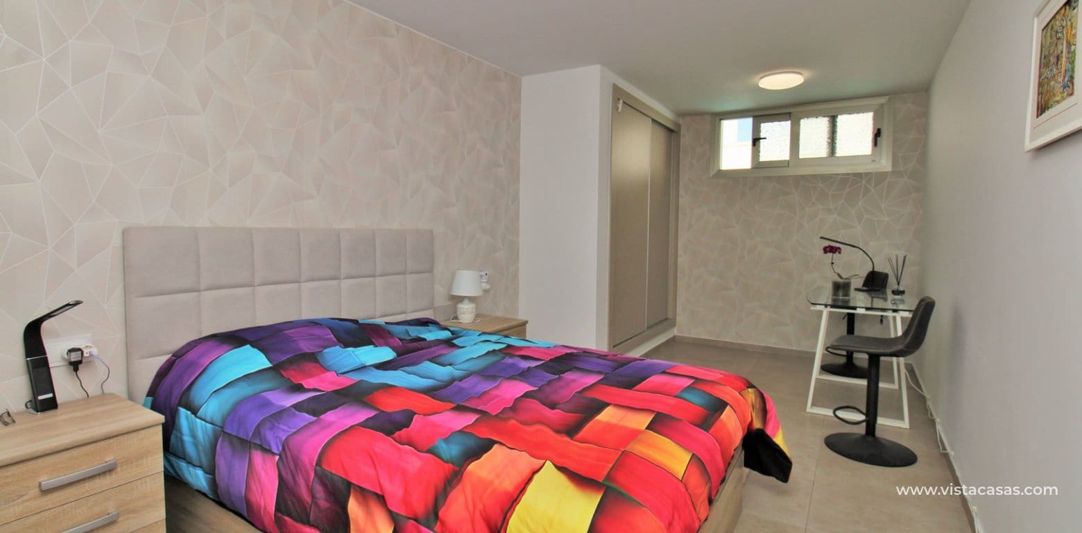 3 slaapkamer Villa te koop in Villamartin met zwembad - € 469.000 (Ref: 9782853)