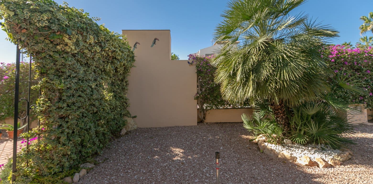 2 bedroom Apartment for sale in Playa Flamenca - € 210,000 (Ref: 9783265)