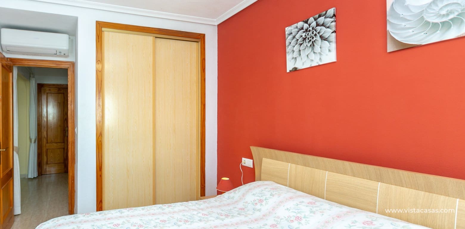3 bedroom Apartment for sale in Playa Flamenca with pool garage - € 199,000 (Ref: 9783266)