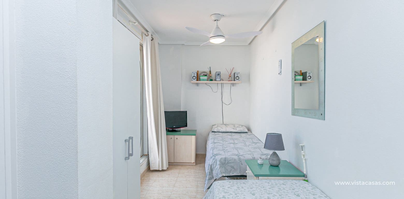 3 bedroom Apartment for sale in Playa Flamenca with pool garage - € 199,000 (Ref: 9783266)