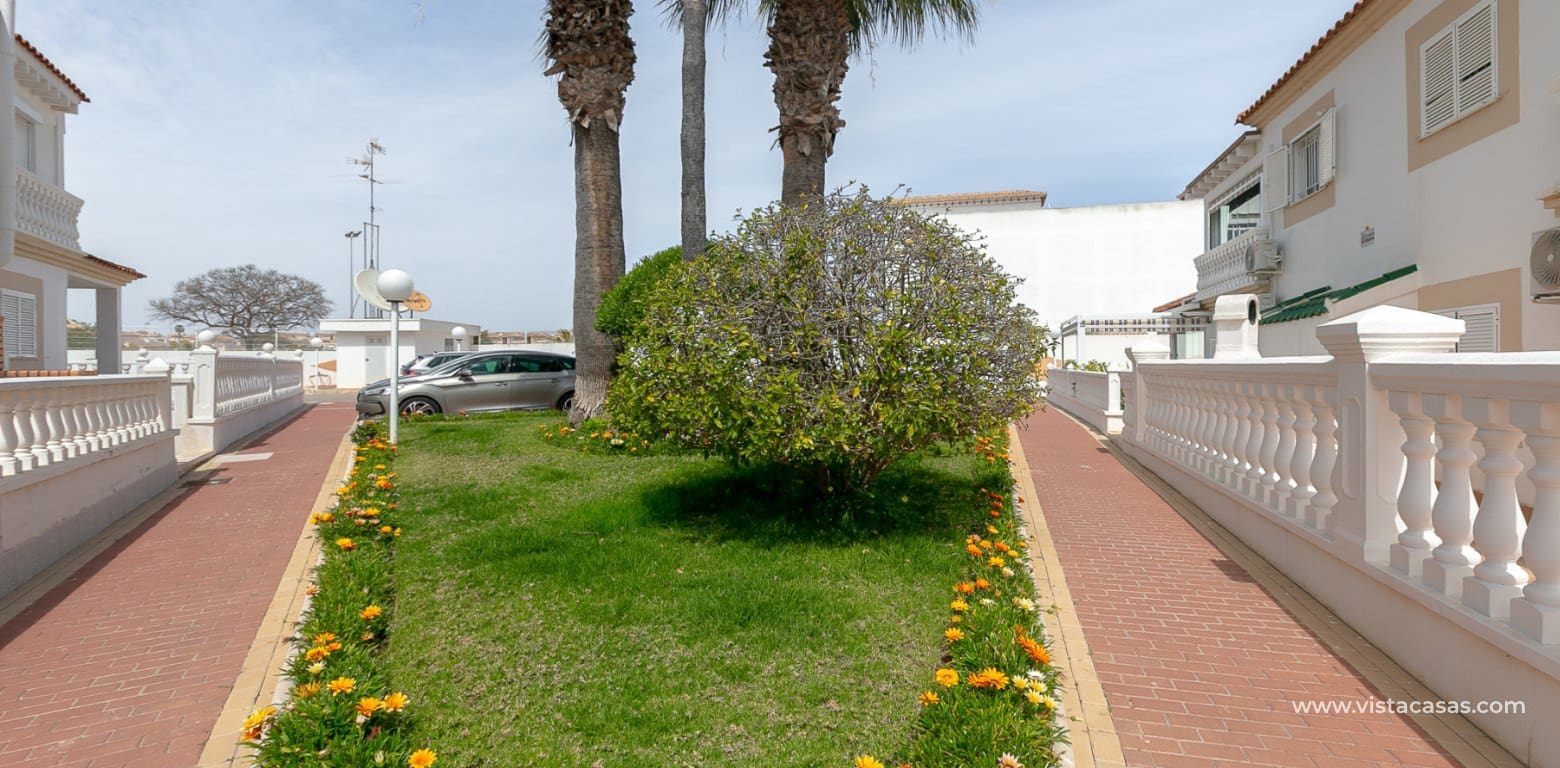 3 bedroom Apartment for sale in Playa Flamenca with pool garage - € 199,000 (Ref: 9783266)
