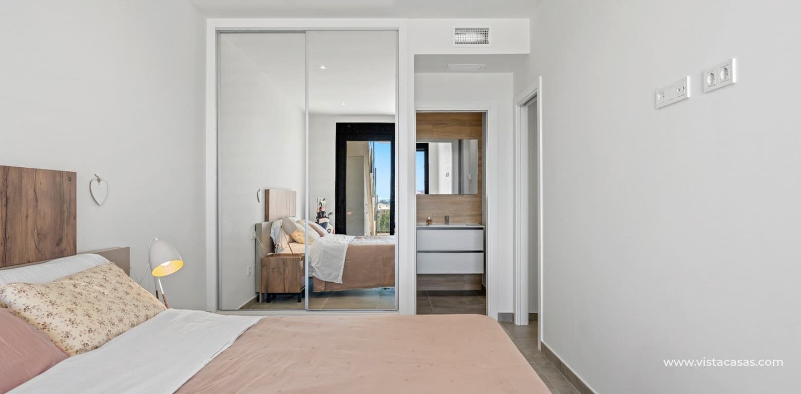 2 makuuhuone Huoneisto myytävänä paikassa Villamartin - 349 000 € (Ref: 9784299)