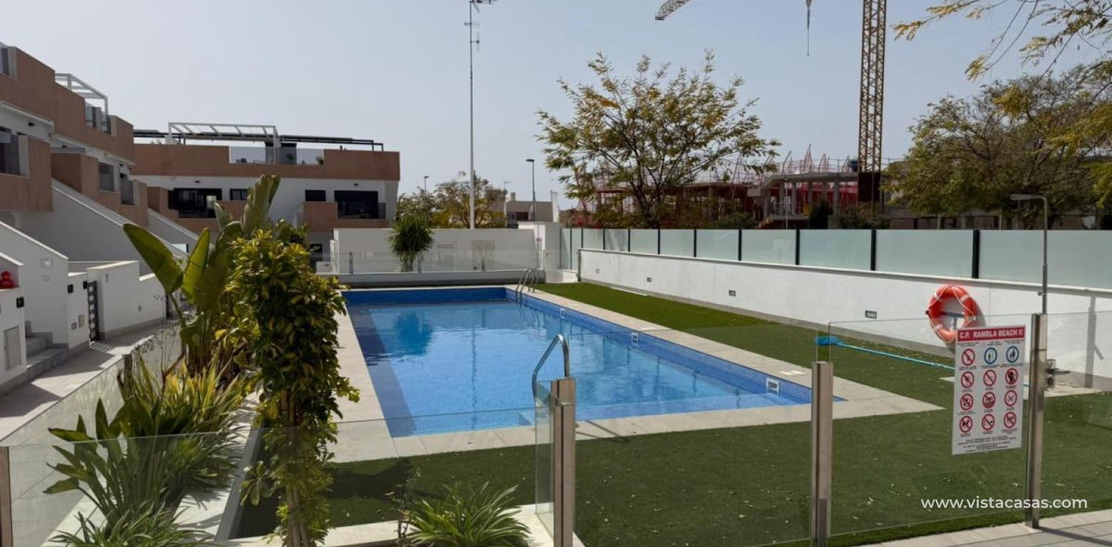Apartamento de 2 habitaciones en Pilar de la Horadada en venta - 269.900 € (Ref: 9784300)