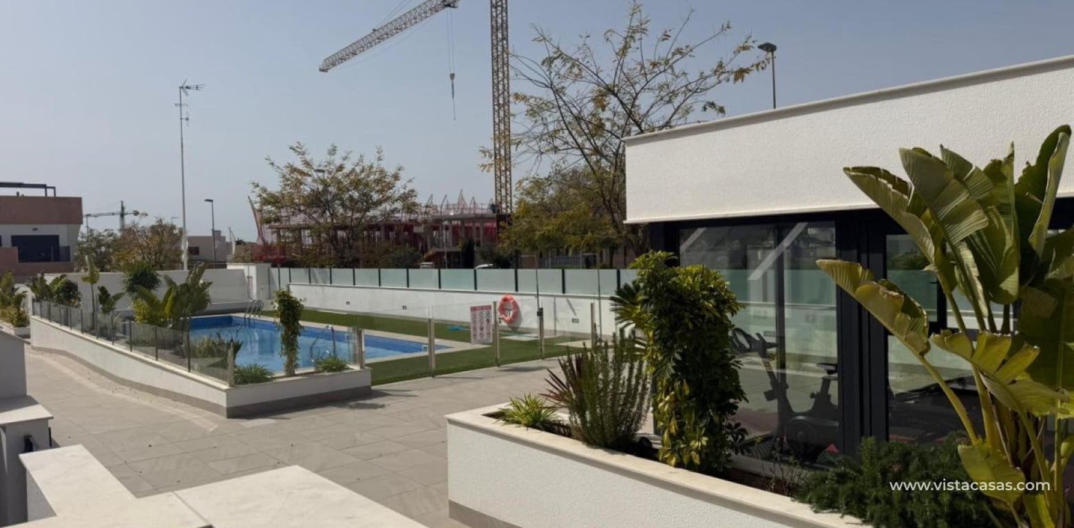 Apartamento de 2 habitaciones en Pilar de la Horadada en venta - 269.900 € (Ref: 9784300)