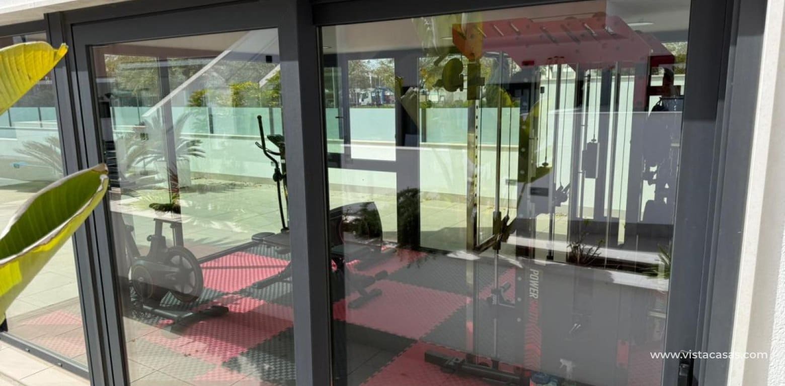 Apartamento de 2 habitaciones en Pilar de la Horadada en venta - 269.900 € (Ref: 9784300)