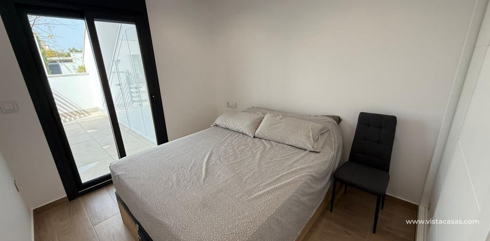 Apartamento de 2 habitaciones en Pilar de la Horadada en venta - 269.900 € (Ref: 9784300)