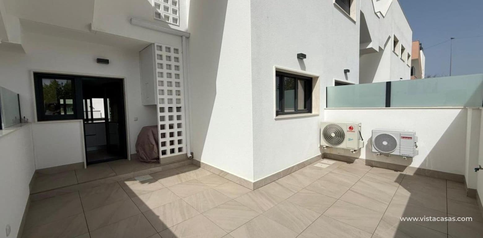 Apartamento de 2 habitaciones en Pilar de la Horadada en venta - 269.900 € (Ref: 9784300)