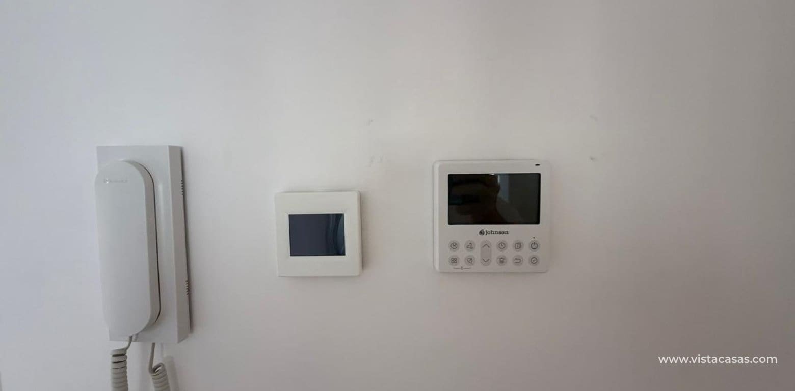 Apartamento de 2 habitaciones en Pilar de la Horadada en venta - 269.900 € (Ref: 9784300)