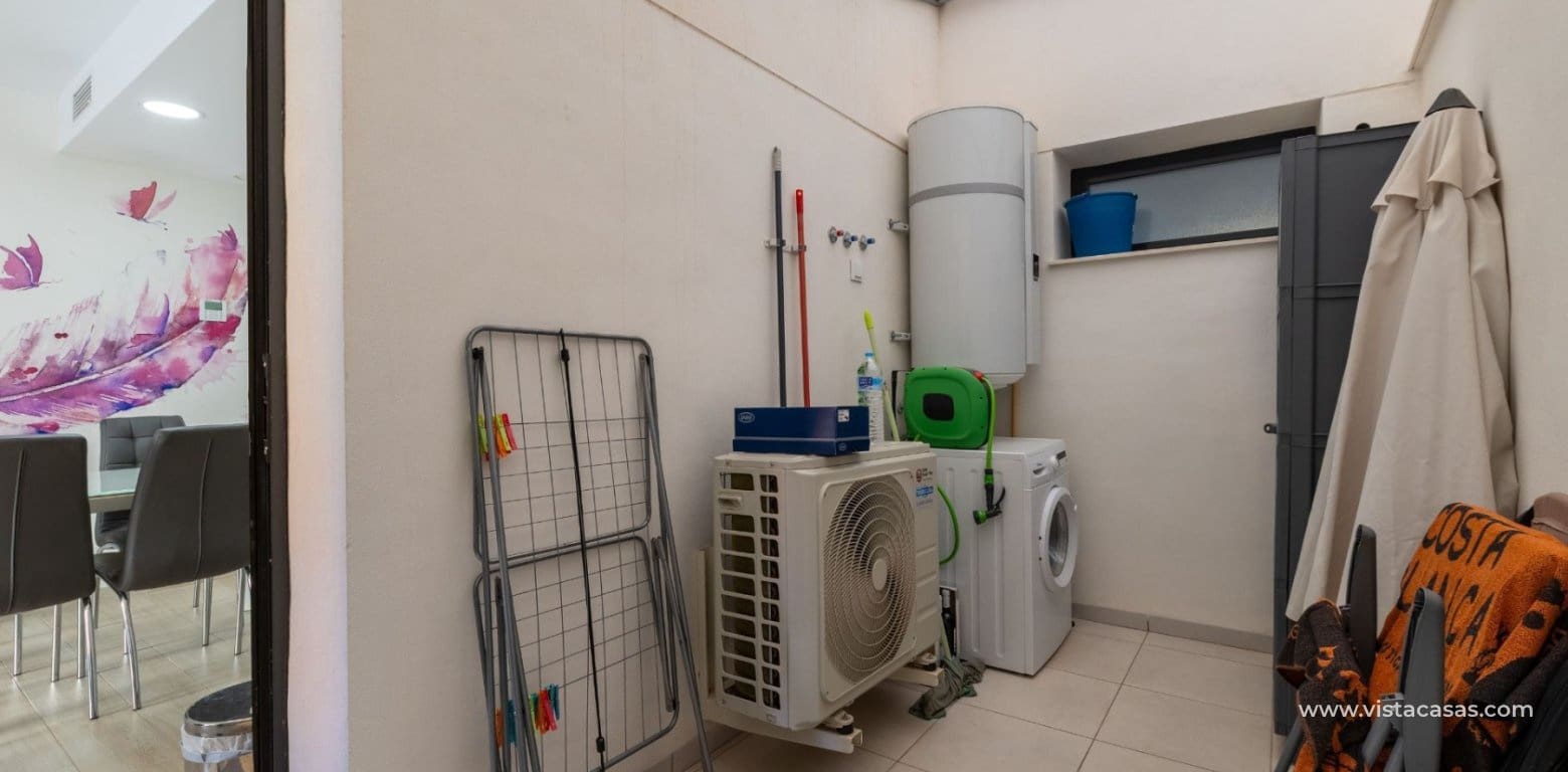 2 slaapkamer Appartement te koop in Villamartin - € 225.000 (Ref: 9784301)