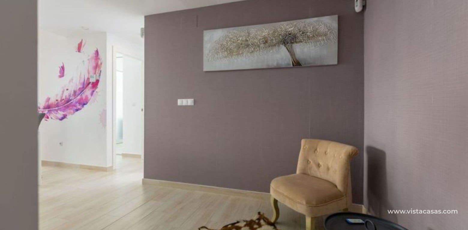 2 slaapkamer Appartement te koop in Villamartin - € 225.000 (Ref: 9784301)