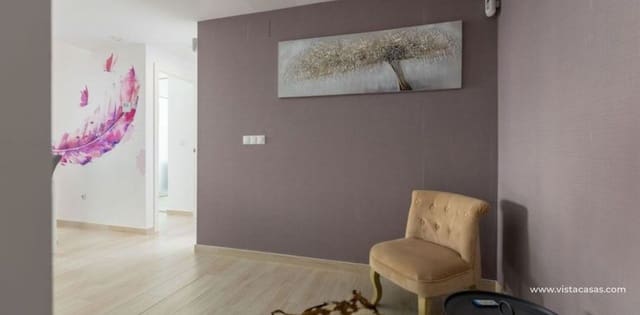 2 slaapkamer Appartement te koop in Villamartin, Orihuela - € 225.000 (Ref: 9784301)