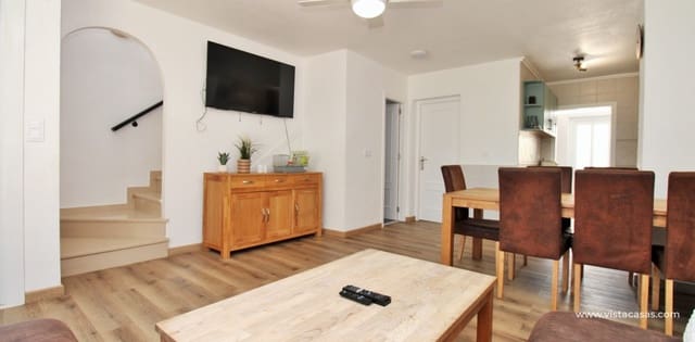 3 quarto Casa em Banda para venda em Villamartin, Orihuela com piscina - 219 000 € (Ref: 9784461)