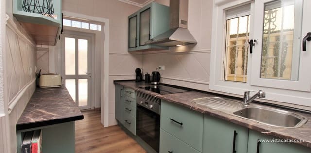 3 quarto Casa em Banda para venda em Villamartin, Orihuela com piscina - 219 000 € (Ref: 9784461)