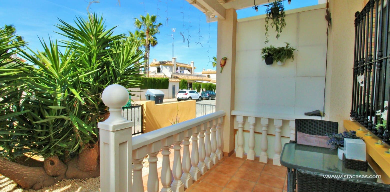 3 bedroom Townhouse for sale in Villamartin with pool - € 199,950 (Ref: 9787565)