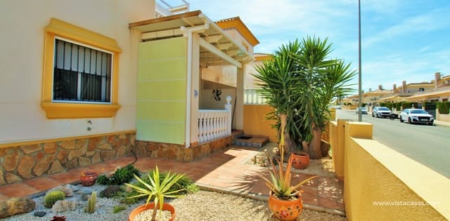 3 bedroom Townhouse for sale in Villamartin, Orihuela with pool - € 199,950 (Ref: 9787565)