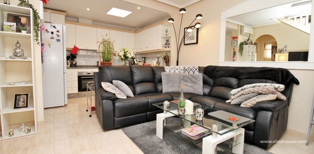 3 bedroom Townhouse for sale in Villamartin, Orihuela with pool - € 199,950 (Ref: 9787565)