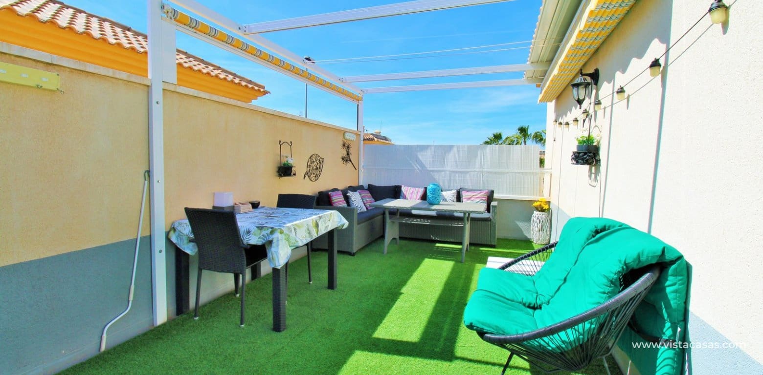 3 bedroom Townhouse for sale in Villamartin with pool - € 199,950 (Ref: 9787565)