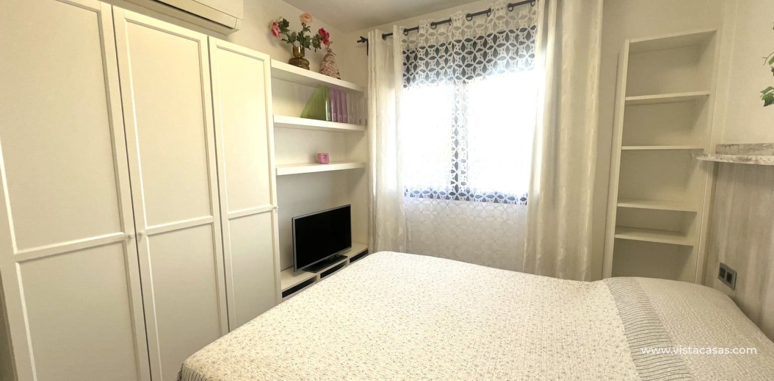 2 bedroom Apartment for sale in La Zenia - € 275,000 (Ref: 9788776)