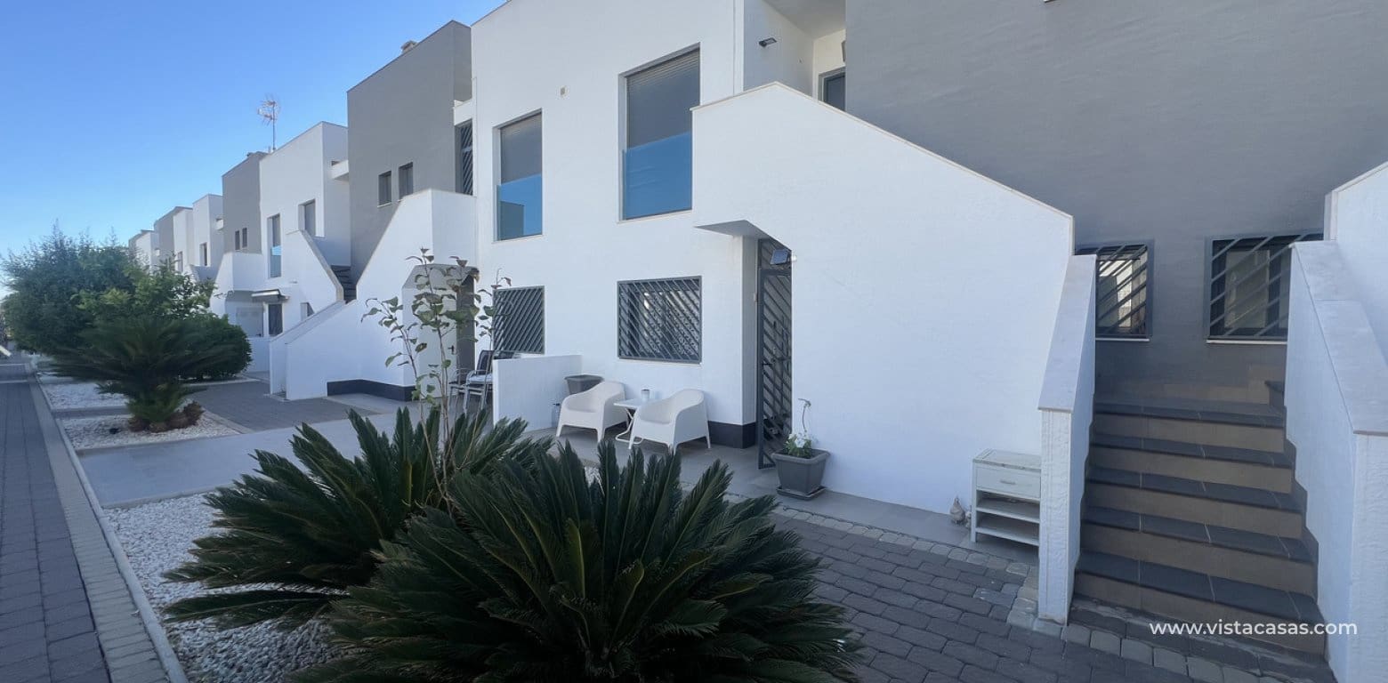 2 bedroom Apartment for sale in La Zenia - € 275,000 (Ref: 9788776)