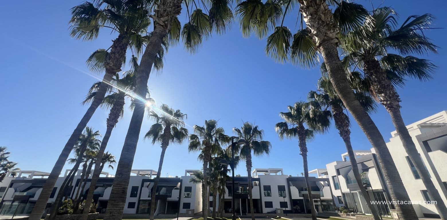 2 bedroom Apartment for sale in La Zenia - € 275,000 (Ref: 9788776)