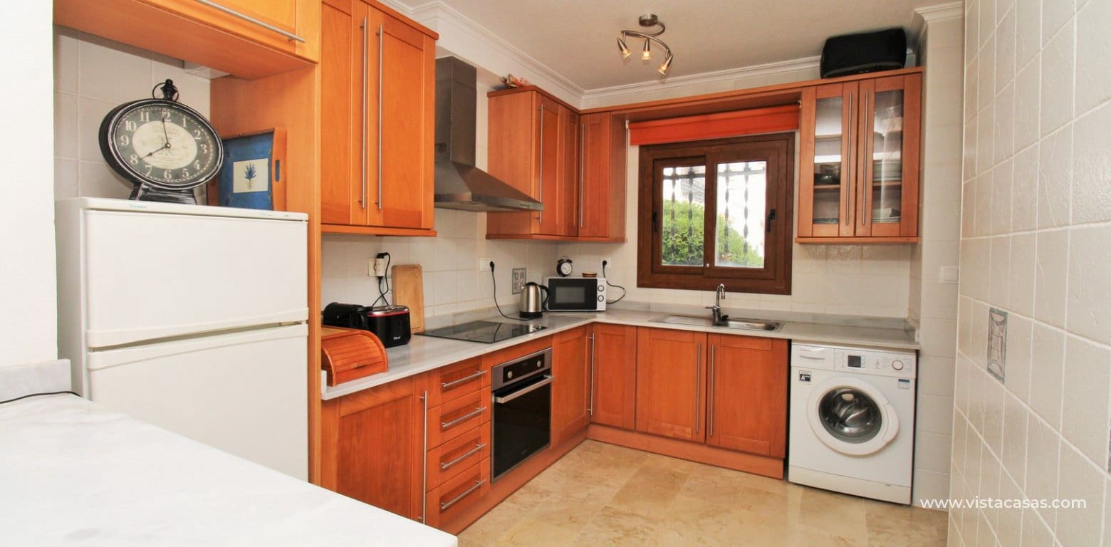 2 soveværelse Byhus til salg i Villamartin med swimmingpool - € 224.950 (Ref: 9793329)