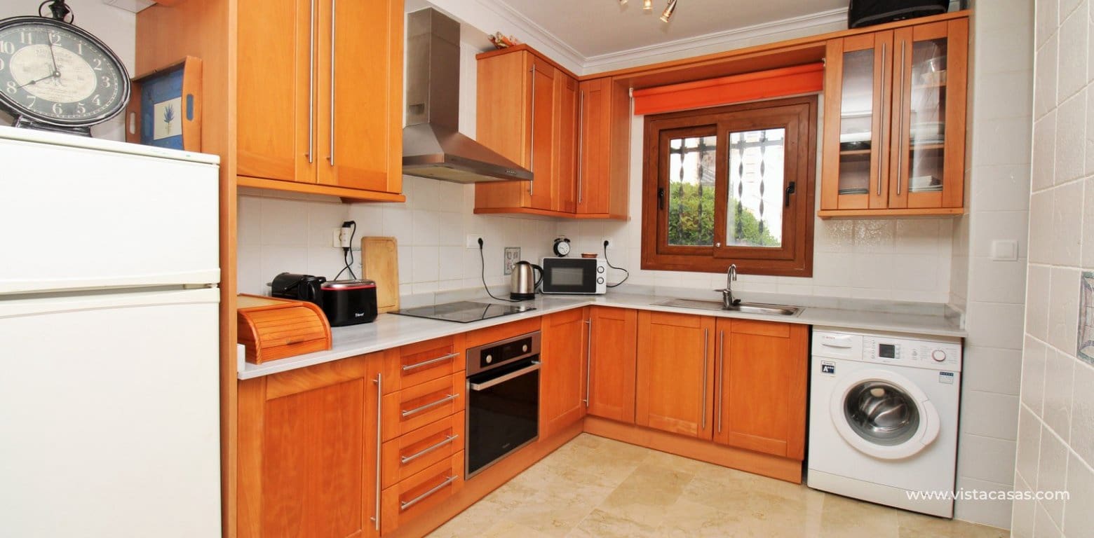 2 soveværelse Byhus til salg i Villamartin med swimmingpool - € 224.950 (Ref: 9793329)