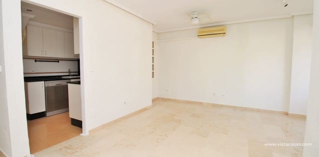 3 soveværelse Byhus til salg i Villamartin, Orihuela med swimmingpool - € 229.000 (Ref: 9793618)