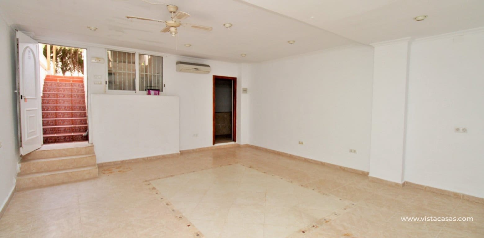 3 soveværelse Byhus til salg i Villamartin med swimmingpool - € 229.000 (Ref: 9793618)