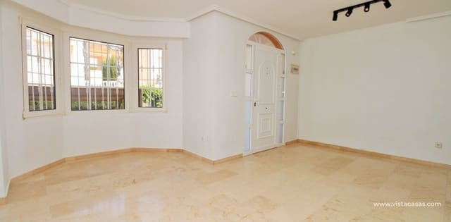 3 soveværelse Byhus til salg i Villamartin, Orihuela med swimmingpool - € 229.000 (Ref: 9793618)