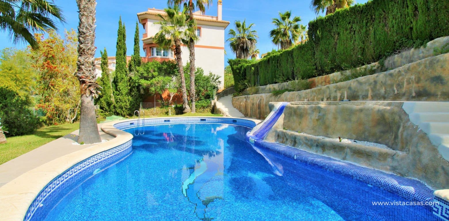 3 soveværelse Byhus til salg i Villamartin med swimmingpool - € 229.000 (Ref: 9793618)