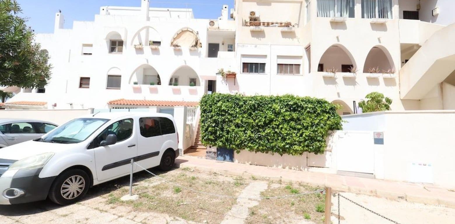 2 sovrum Lägenhet till salu i La Zenia - 185 000 € (Ref: 9795059)