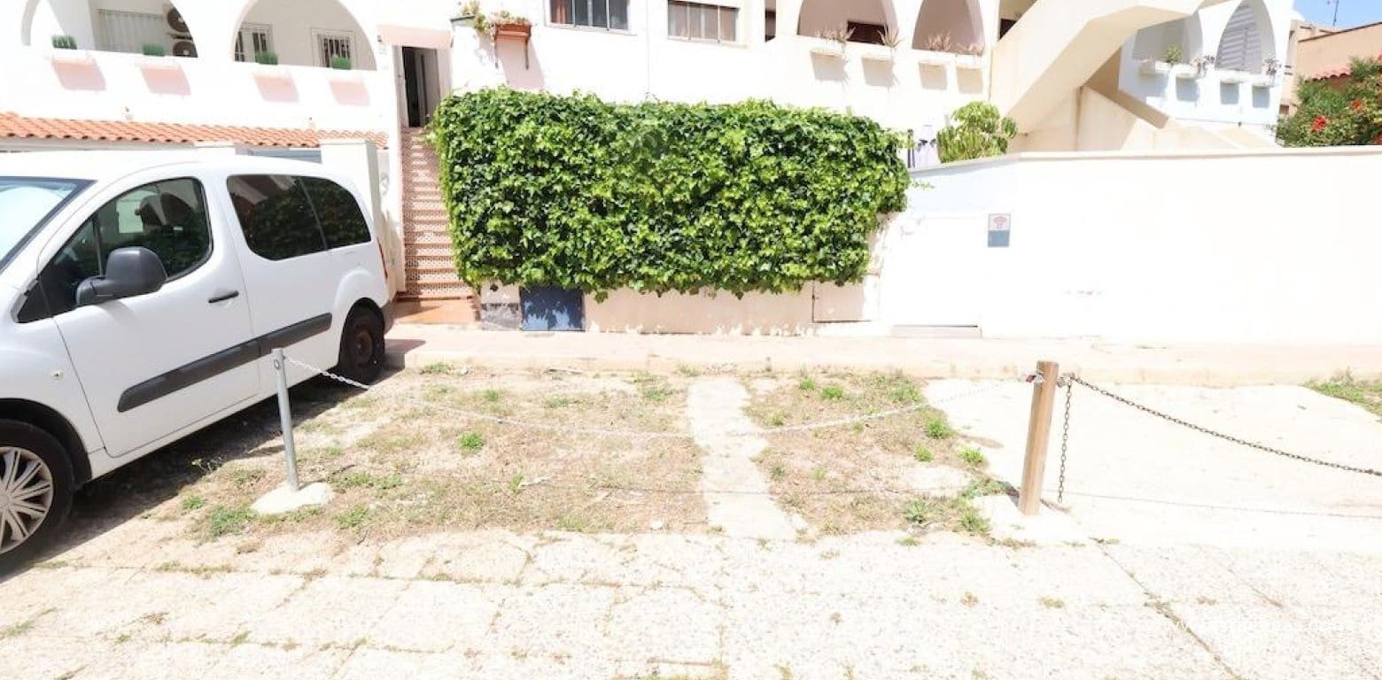 2 sovrum Lägenhet till salu i La Zenia - 185 000 € (Ref: 9795059)